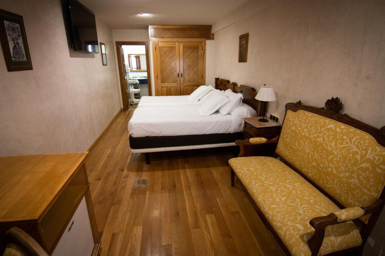 Hospedium Hotel Rural Abadia De Yuste Cuacos De Yuste Exteriér fotografie