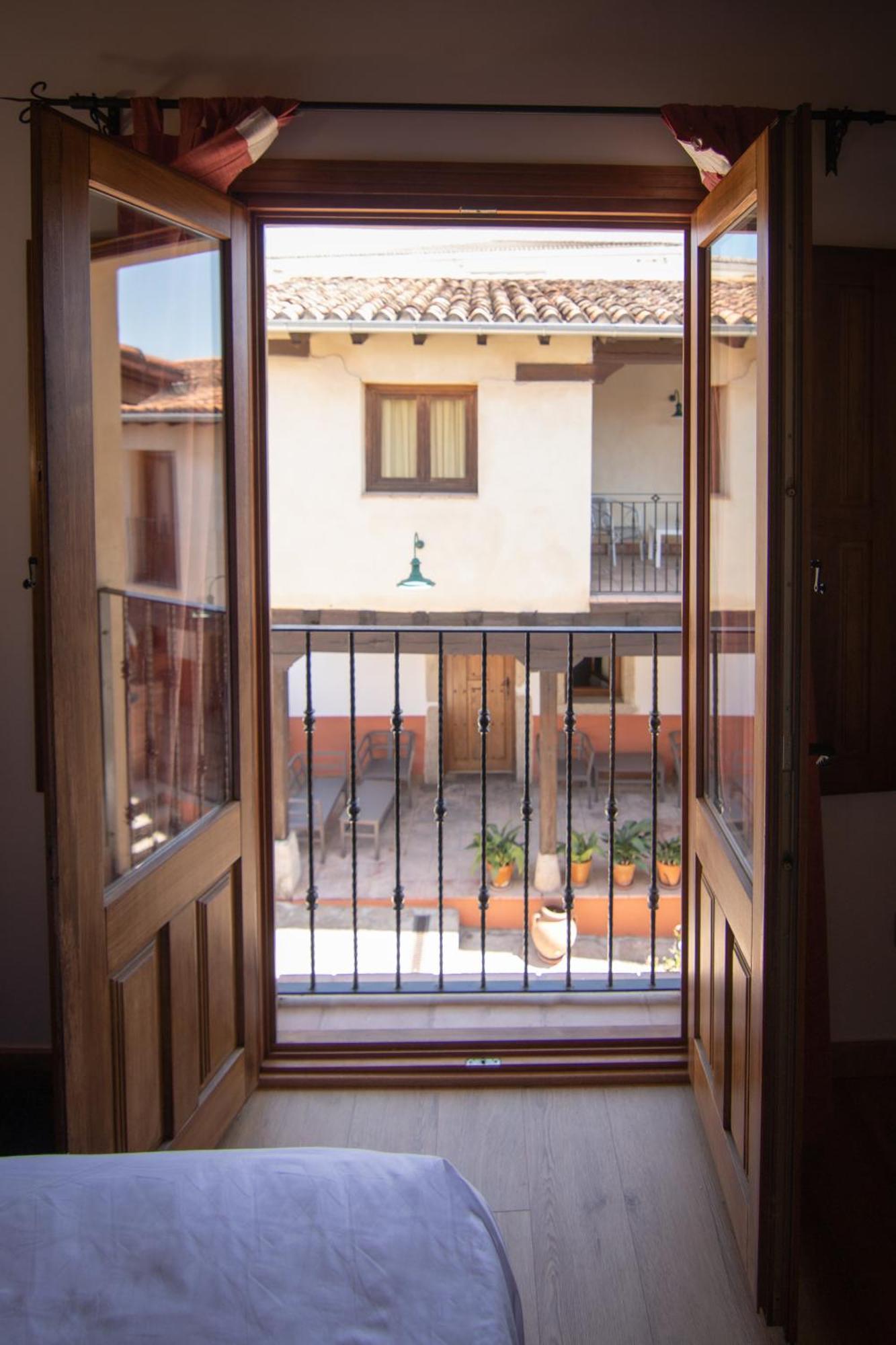 Hospedium Hotel Rural Abadia De Yuste Cuacos De Yuste Exteriér fotografie
