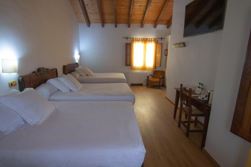 Hospedium Hotel Rural Abadia De Yuste Cuacos De Yuste Exteriér fotografie