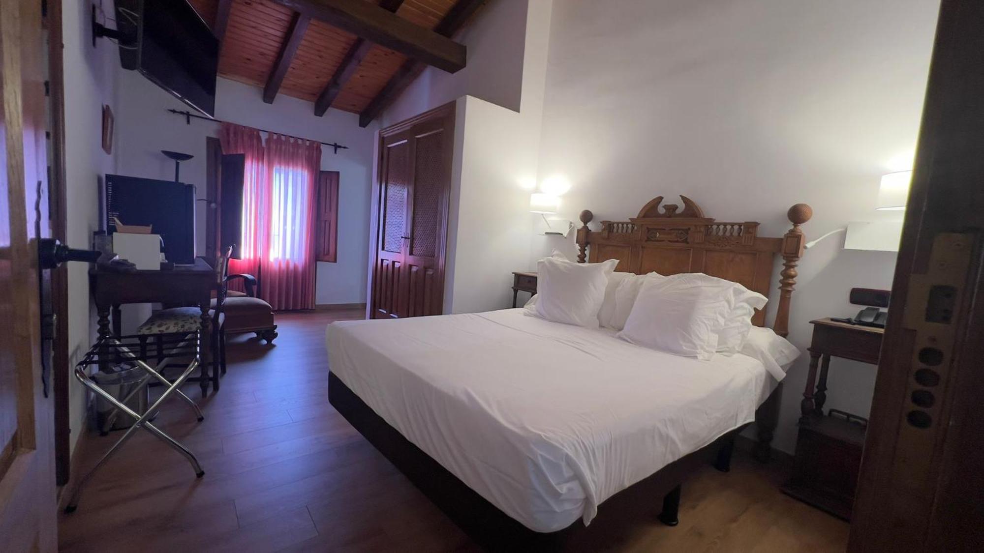 Hospedium Hotel Rural Abadia De Yuste Cuacos De Yuste Exteriér fotografie
